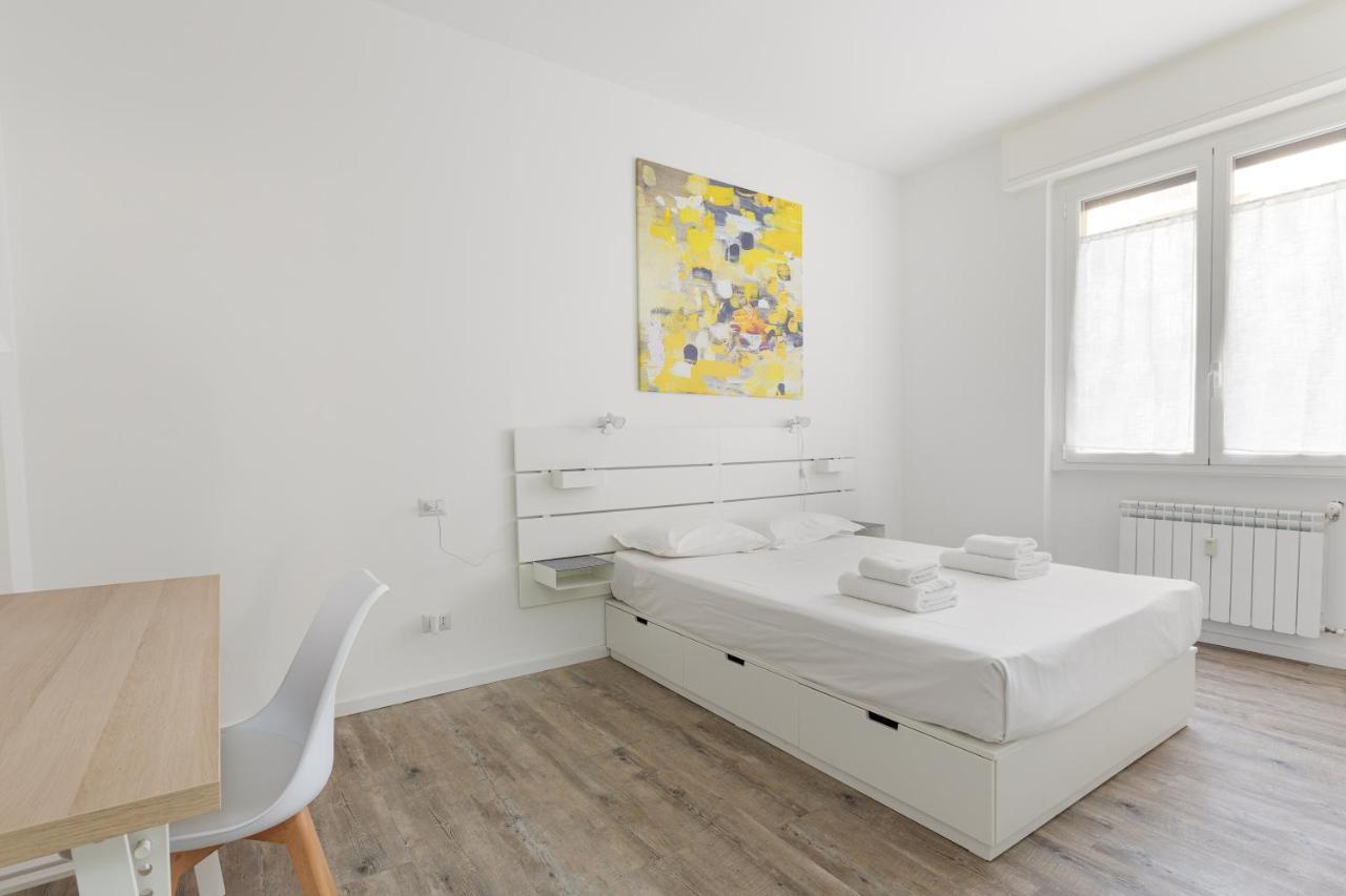 Cagnola Cozy Apartament With Balcony 밀라노 외부 사진